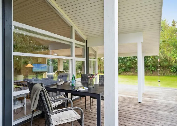 Сasa de vacaciones Sigbritt - 2-6km From The Sea By Interhome *